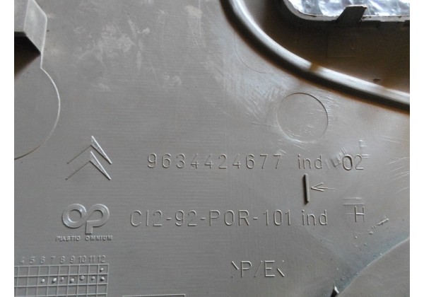 обшивка дверки,ліва передня Xsara Picasso, 9634424677